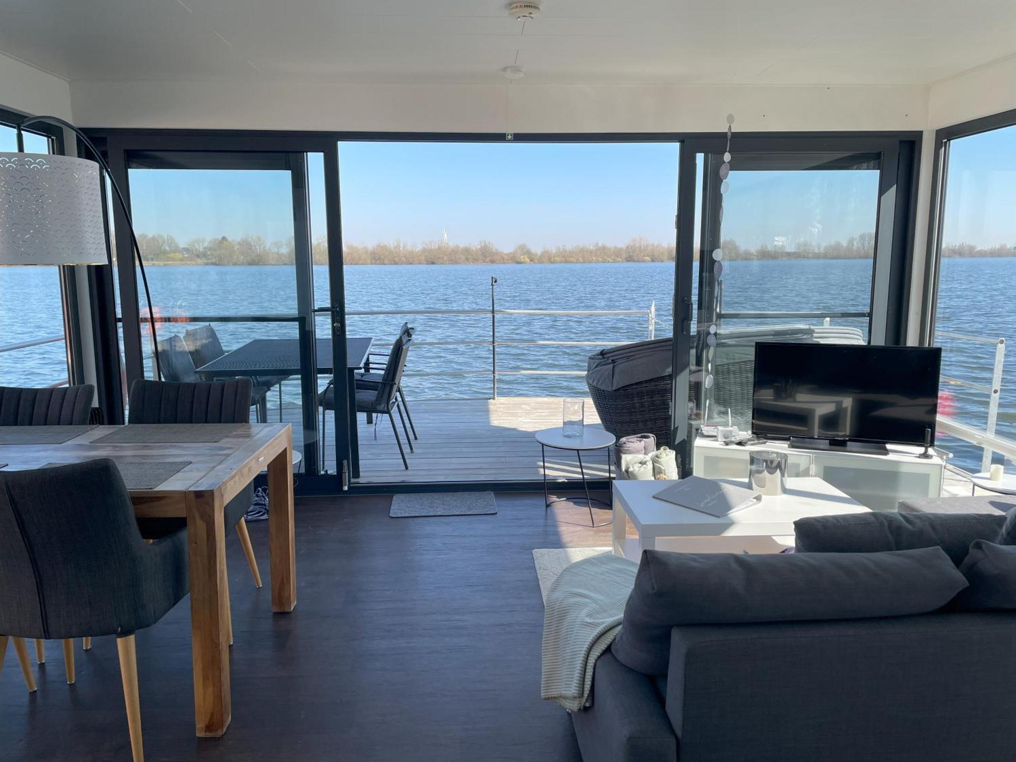 Floating 44 Xanten - Deine Xanten 4 ภายนอก รูปภาพ