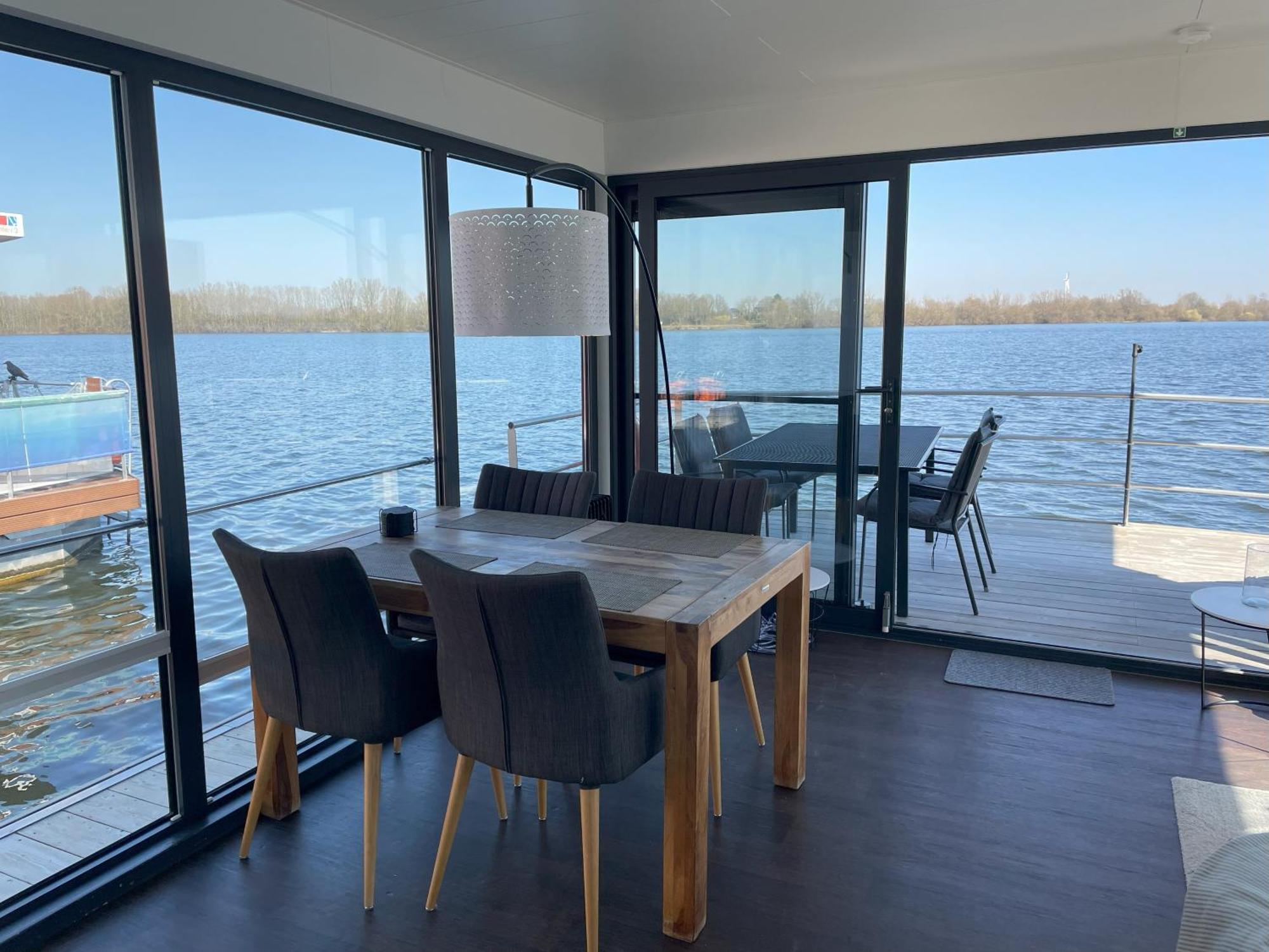 Floating 44 Xanten - Deine Xanten 4 ภายนอก รูปภาพ
